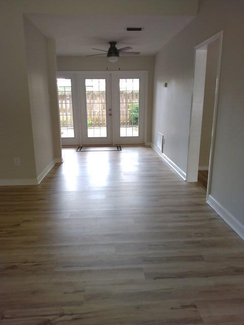 Building Photo - 143 Edwards Cir
