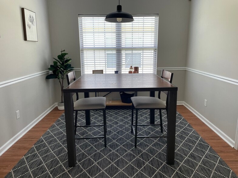 Dinning Room - 305 Morgan Pines Dr