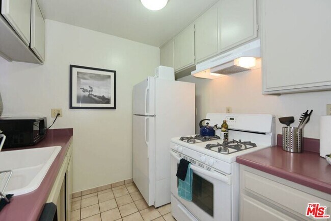Building Photo - 3600 Bagley Ave