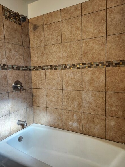 Building Photo - 11832 S Loomis St