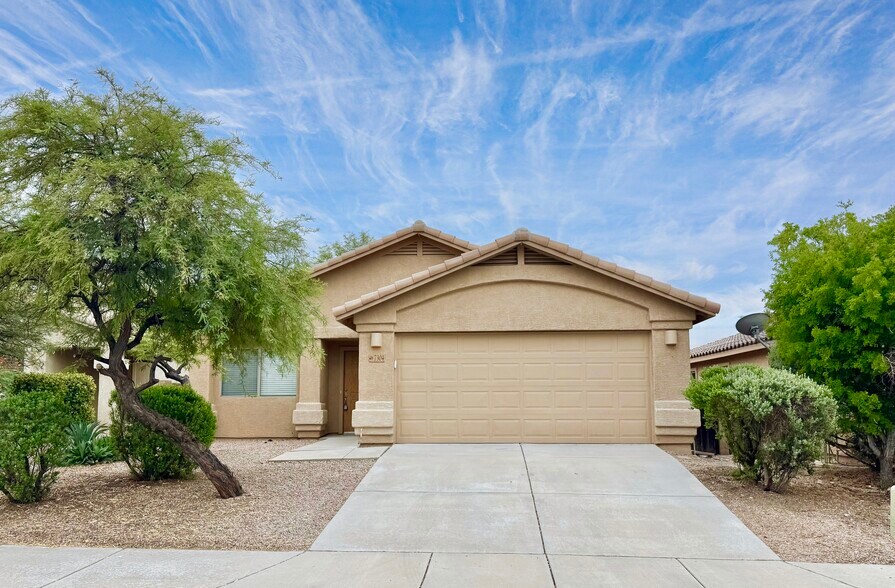Building Photo - 7304 E Laughing Tree Ln