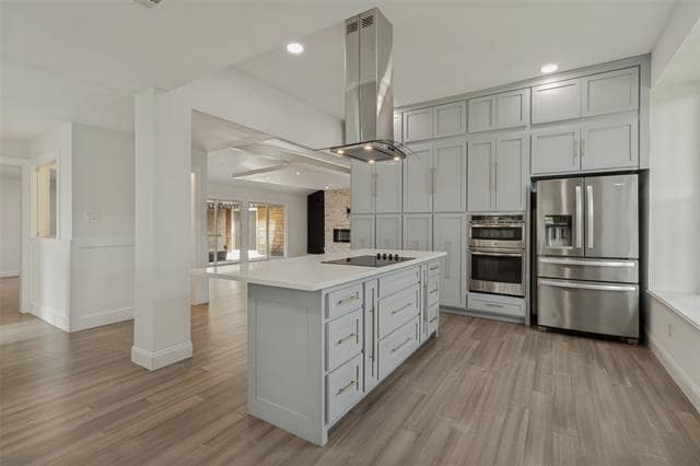 Building Photo - 9447 Viewside Dr