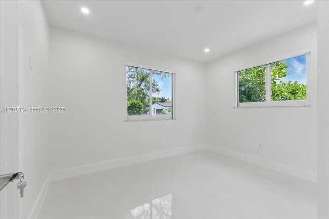 Building Photo - 7860 SW 158th Terrace