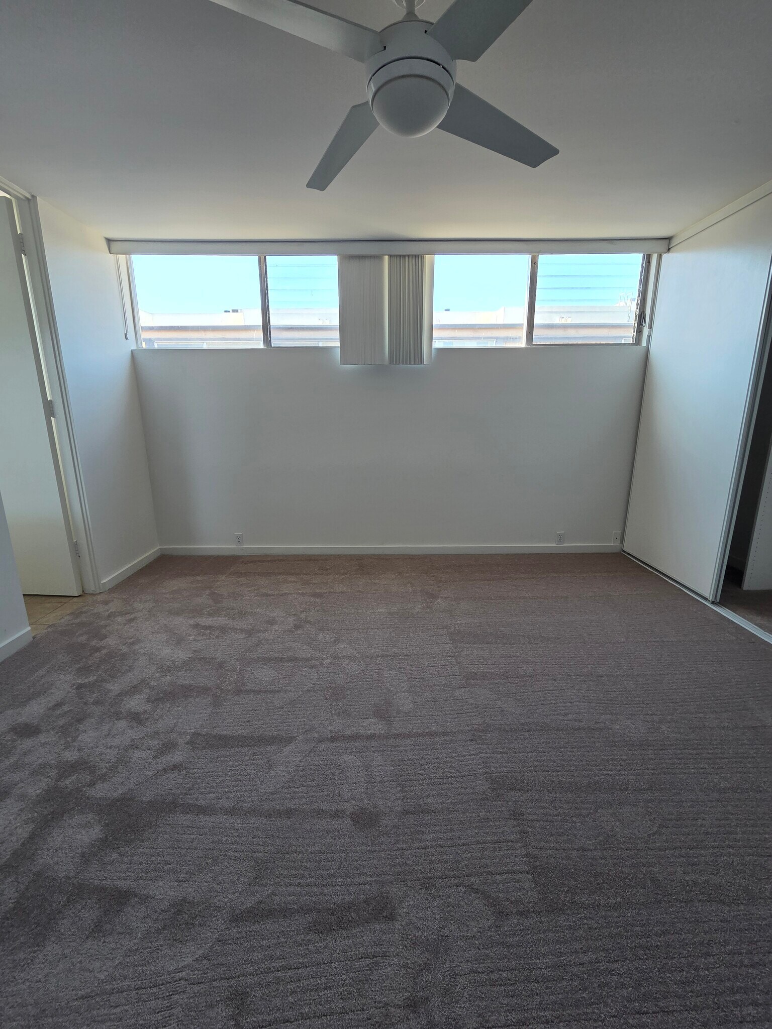 Freshly Carpeted Master Bedroom - 1145 Yale St