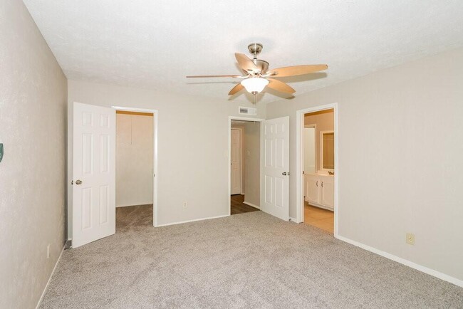 Building Photo - 17319 Northern Star Dr