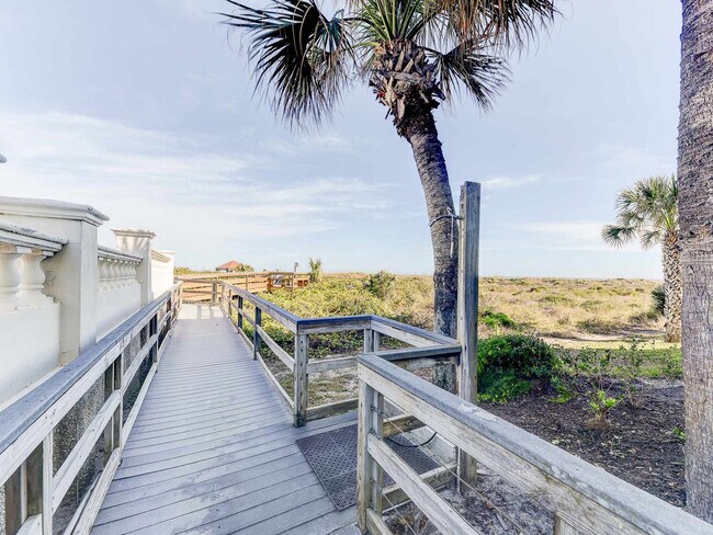 Building Photo - 120 Ocean Hibiscus Dr