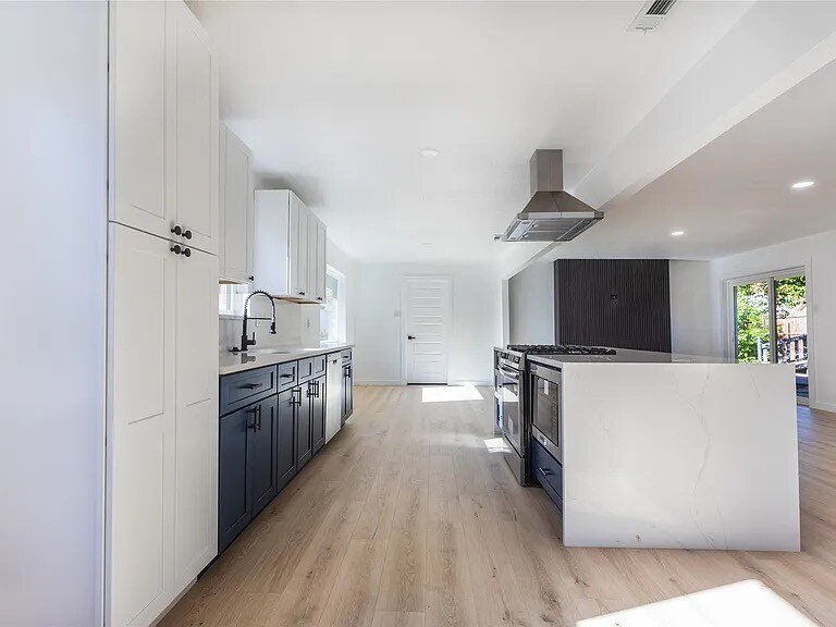 Building Photo - 10023 Kirkhaven Dr