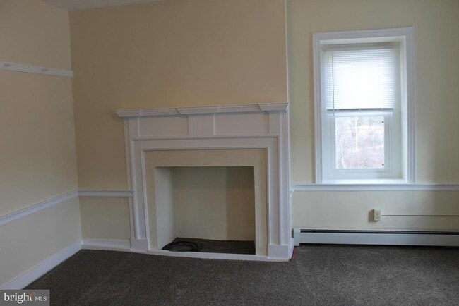 Building Photo - 2093 PA-212