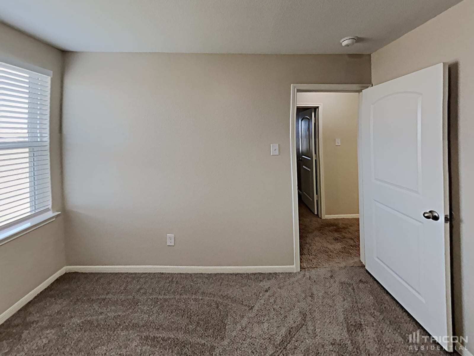 Building Photo - 441 Palomino Stand Dr