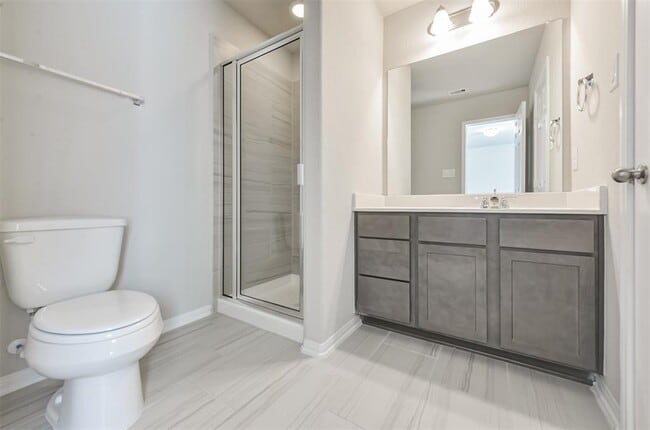 Building Photo - 3346 Etring Ln