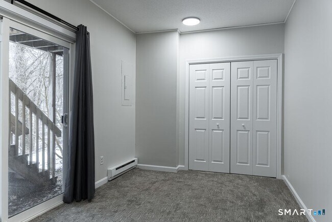 Building Photo - 465 Wolcott St