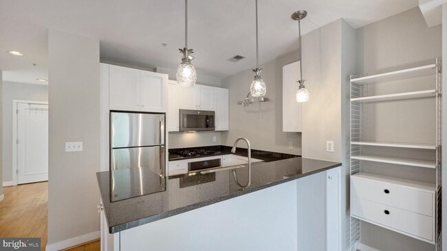 Building Photo - 4025 Connecticut Ave NW