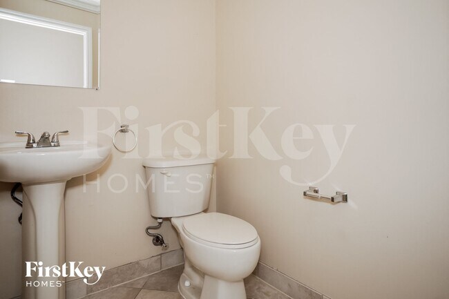 Building Photo - 32152 SW 204th Ct