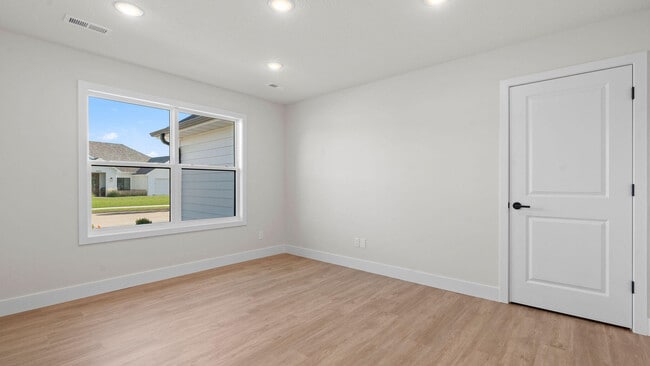 Building Photo - 4405 Royal County Rd