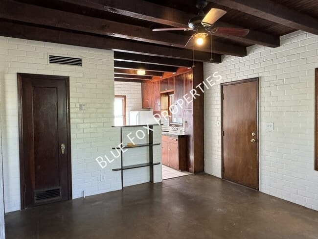 Building Photo - 1211 N Jones Blvd