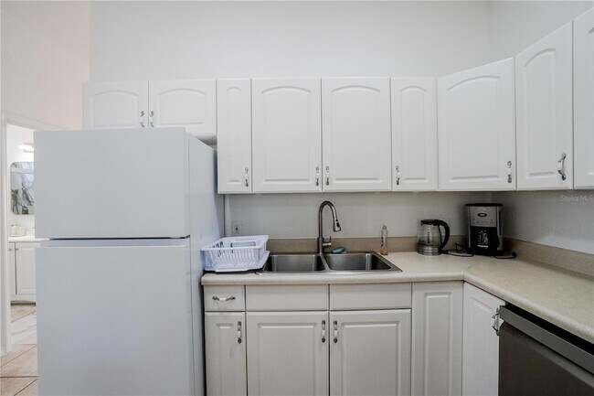 Building Photo - 12113 Capilla Ln