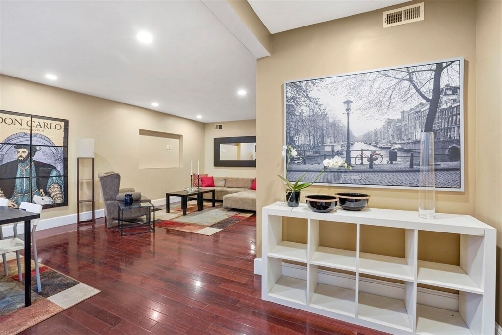 Building Photo - 685 Massachusetts Ave