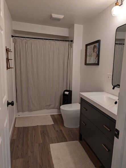 Building Photo - 14618 Kapowsin Hwy E