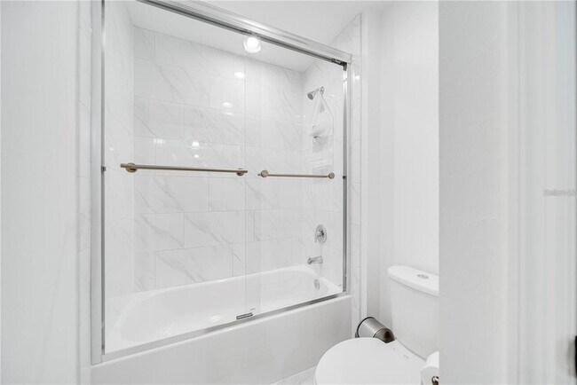 Building Photo - 6460 Makrut Lime Dr