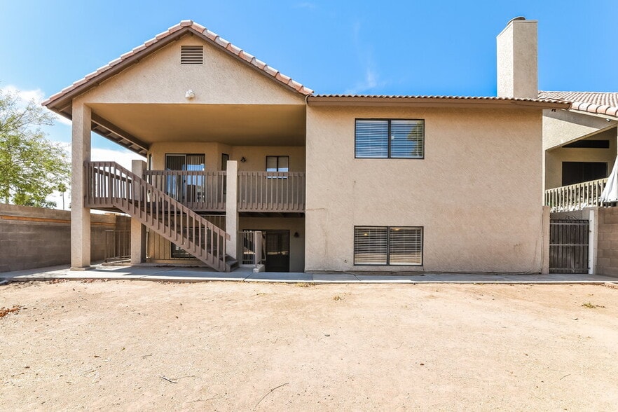 Building Photo - 1522 W Del Rio St