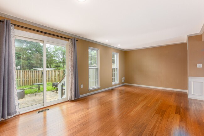 Building Photo - 2901 Marsala Ct