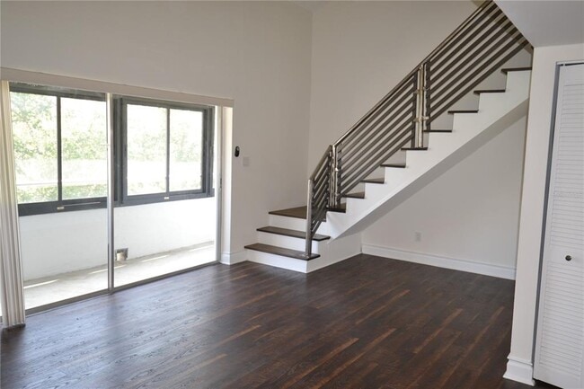 Building Photo - 2585 Countryside Blvd