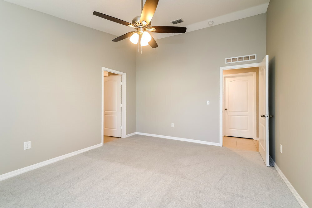 Building Photo - 246 Hyacinth Ct