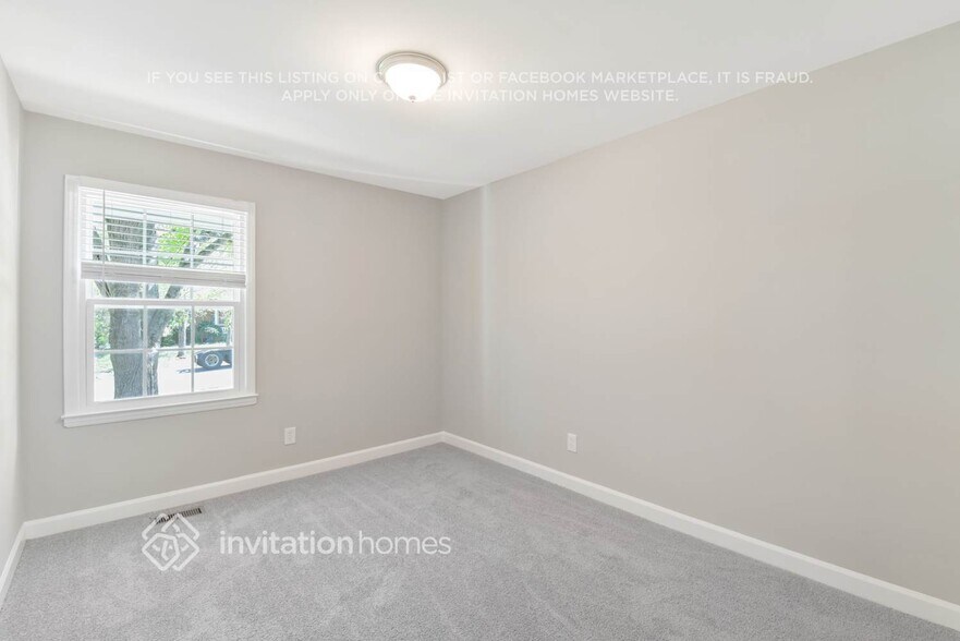 Building Photo - 6221 Old Coach Rd