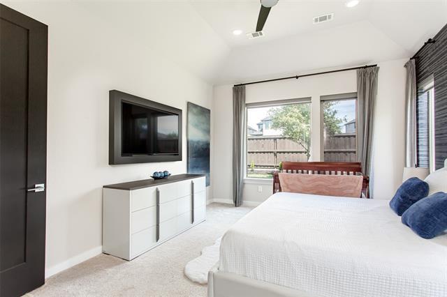 Building Photo - 2468 Electra Dr