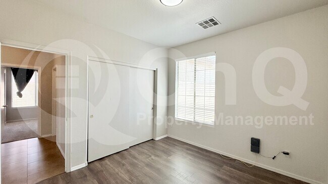 Building Photo - 46186 W Kristina Way