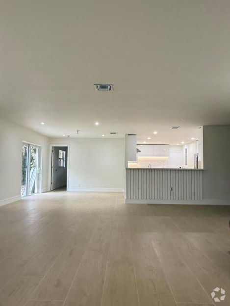 Building Photo - 809 Cypress Blvd