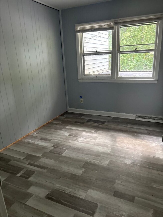 Building Photo - Charming 3BR House in Charlotte