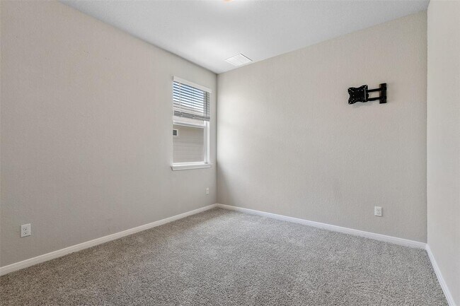 Building Photo - 116 Fair Anne Dr