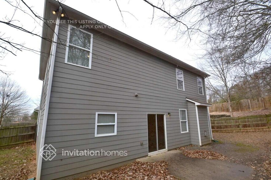 Building Photo - 3100 Delacorte Dr