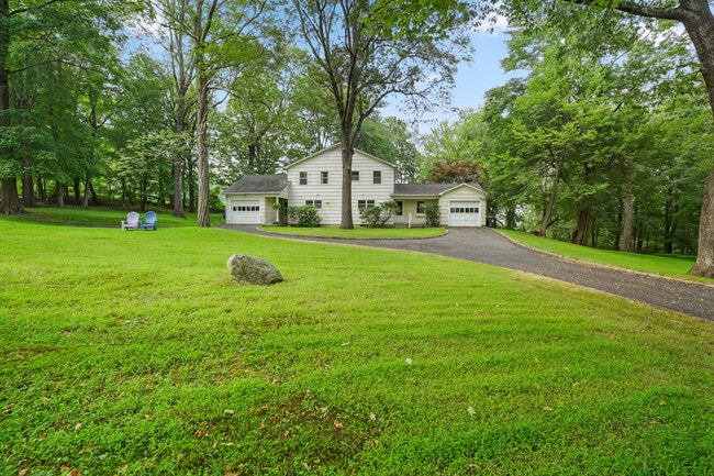 Primary Photo - 35 Deacon Abbott Rd