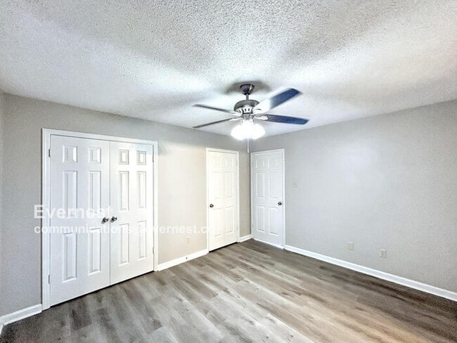 Building Photo - 8351 Mangrove Dr