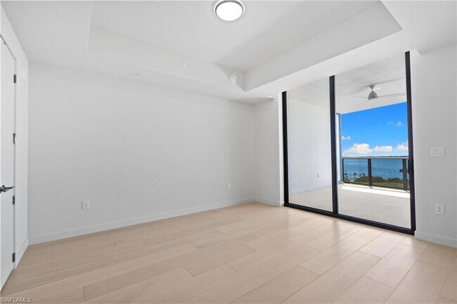 Building Photo - 5100 Seagrass Blvd