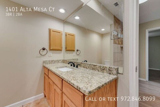Building Photo - 1401 Alta Mesa Ct