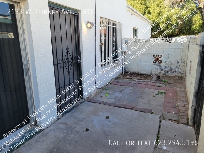 Building Photo - 2133 W Turney Ave