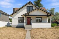 Building Photo - 2719 E Columbia Ave
