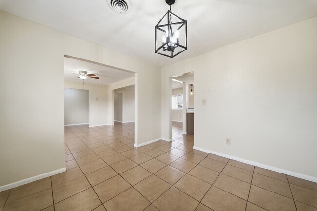 Building Photo - MODERN, meticulously maintained 4 bedroom/2 Bath Ranch - INCLUDES LANDSCAPING!