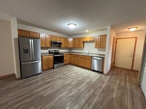 Building Photo - ALL NEW INTERIOR - 2 Bedroom Town Home