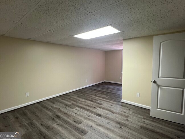 Building Photo - 222 Lacey Ln