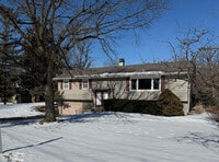 Building Photo - 619 41st St