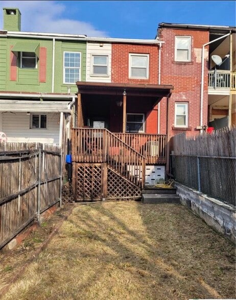 Building Photo - 662 Atlantic St