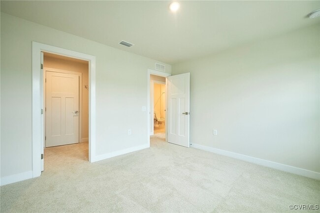 Building Photo - 5400 Addison Gate Dr