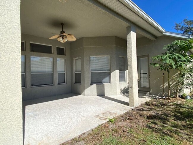 Building Photo - Beautiful 4 Bedroom 3 Bath Home in Ocoee