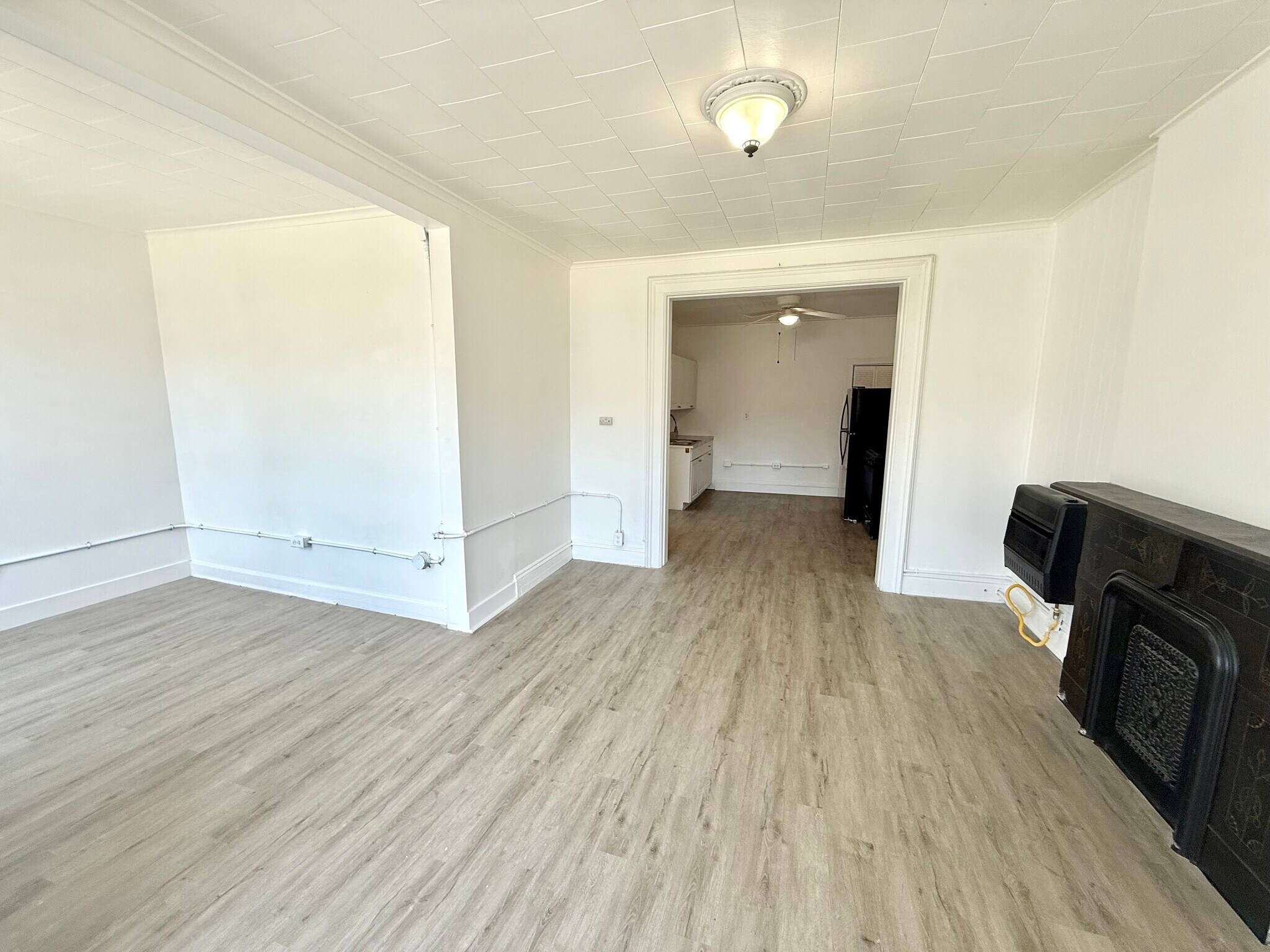 Building Photo - 73 Saratoga Ave