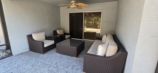 Building Photo - 2125 Barbosa Ct