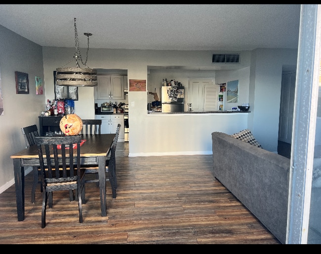 Building Photo - 2401 Bayshore Blvd